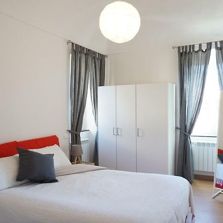 La Piazzetta Apartment บอร์ดิเกรา ภายนอก รูปภาพ