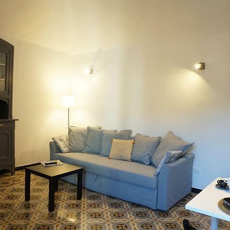 La Piazzetta Apartment บอร์ดิเกรา ภายนอก รูปภาพ